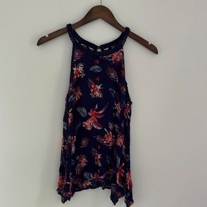 Women’s Extra Small Skies are Blue Crochet Tank